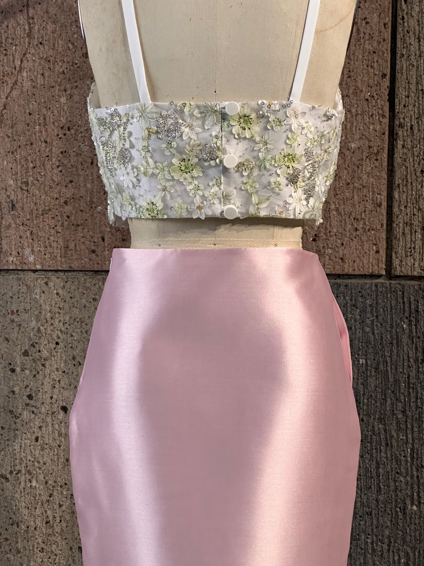 Knee Length Pencil Skirt in Light Pink Premium Gazar