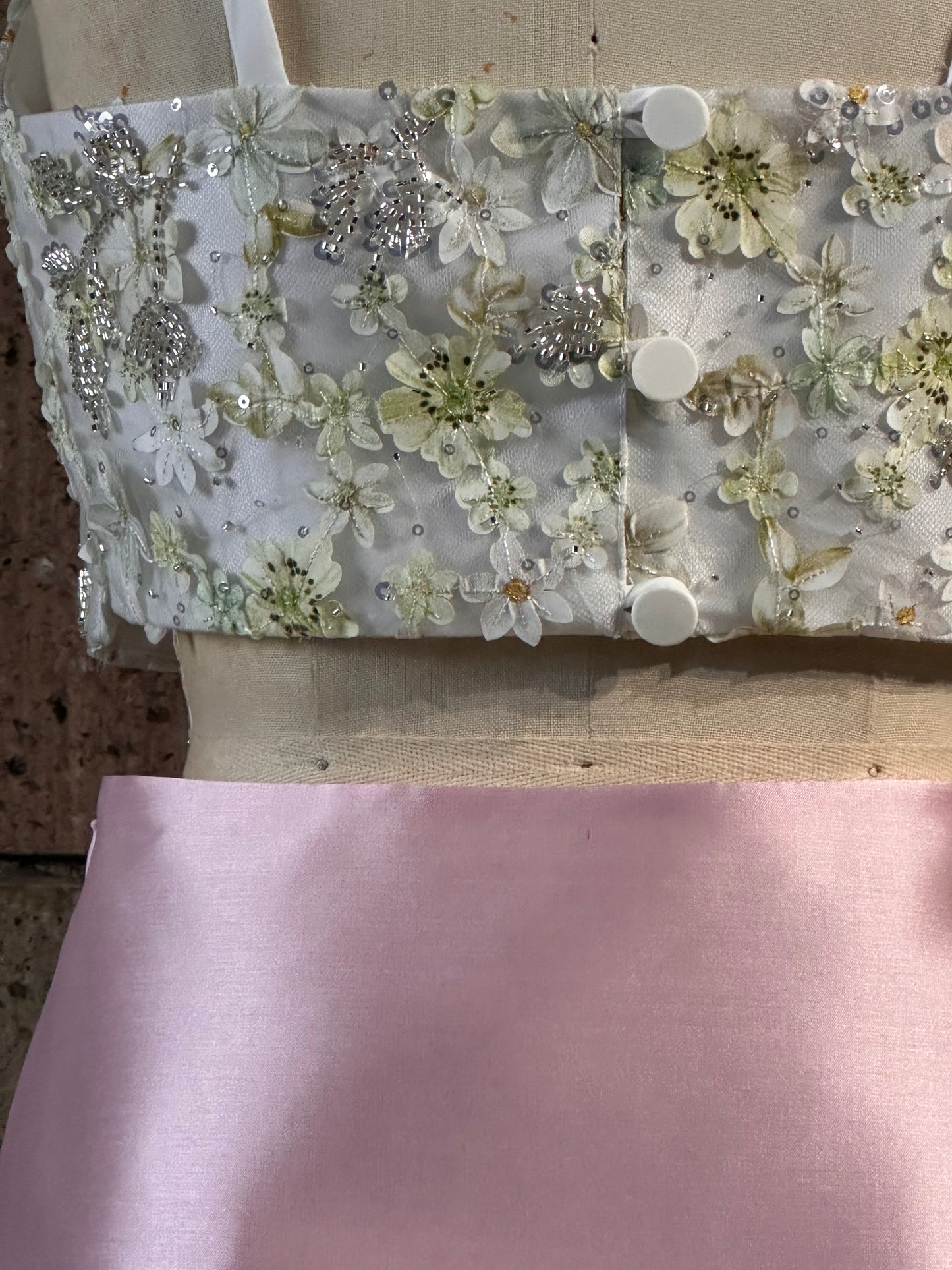 Beaded Semi-Sweetheart Flat Strap Top in Sage White Appliqués