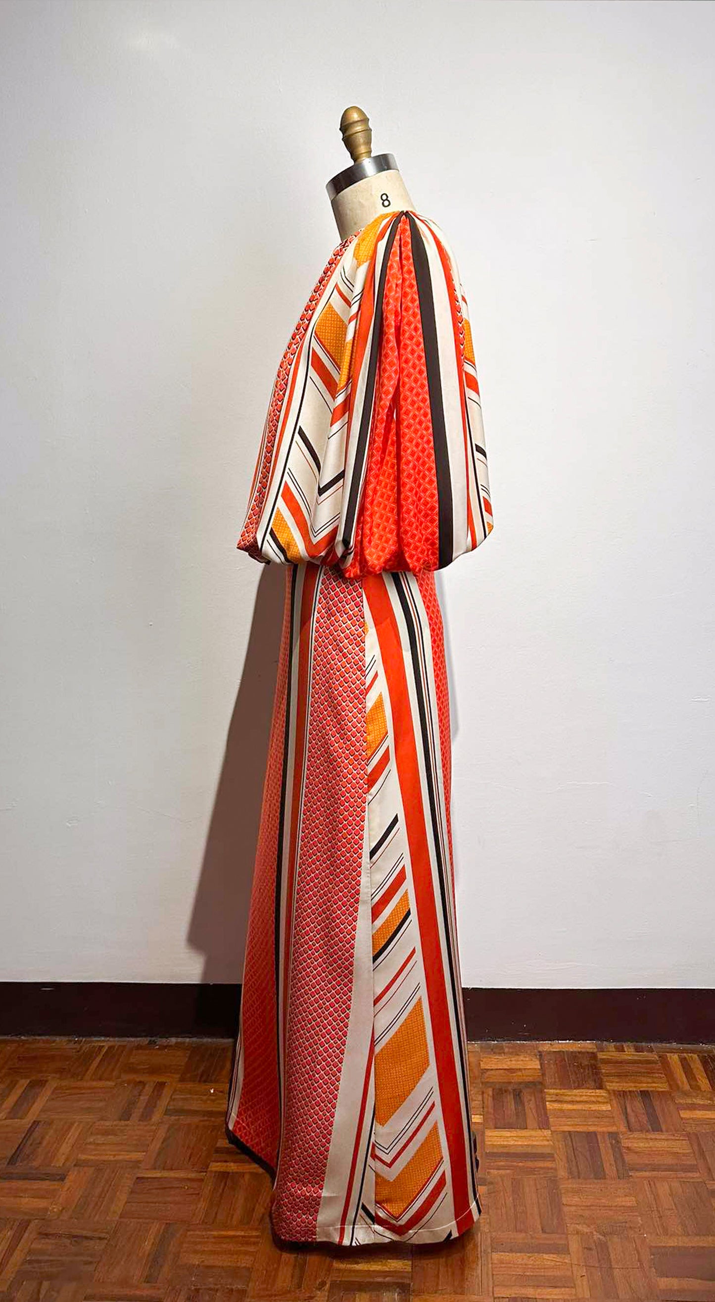 Back Zip Straight Cut Skirt