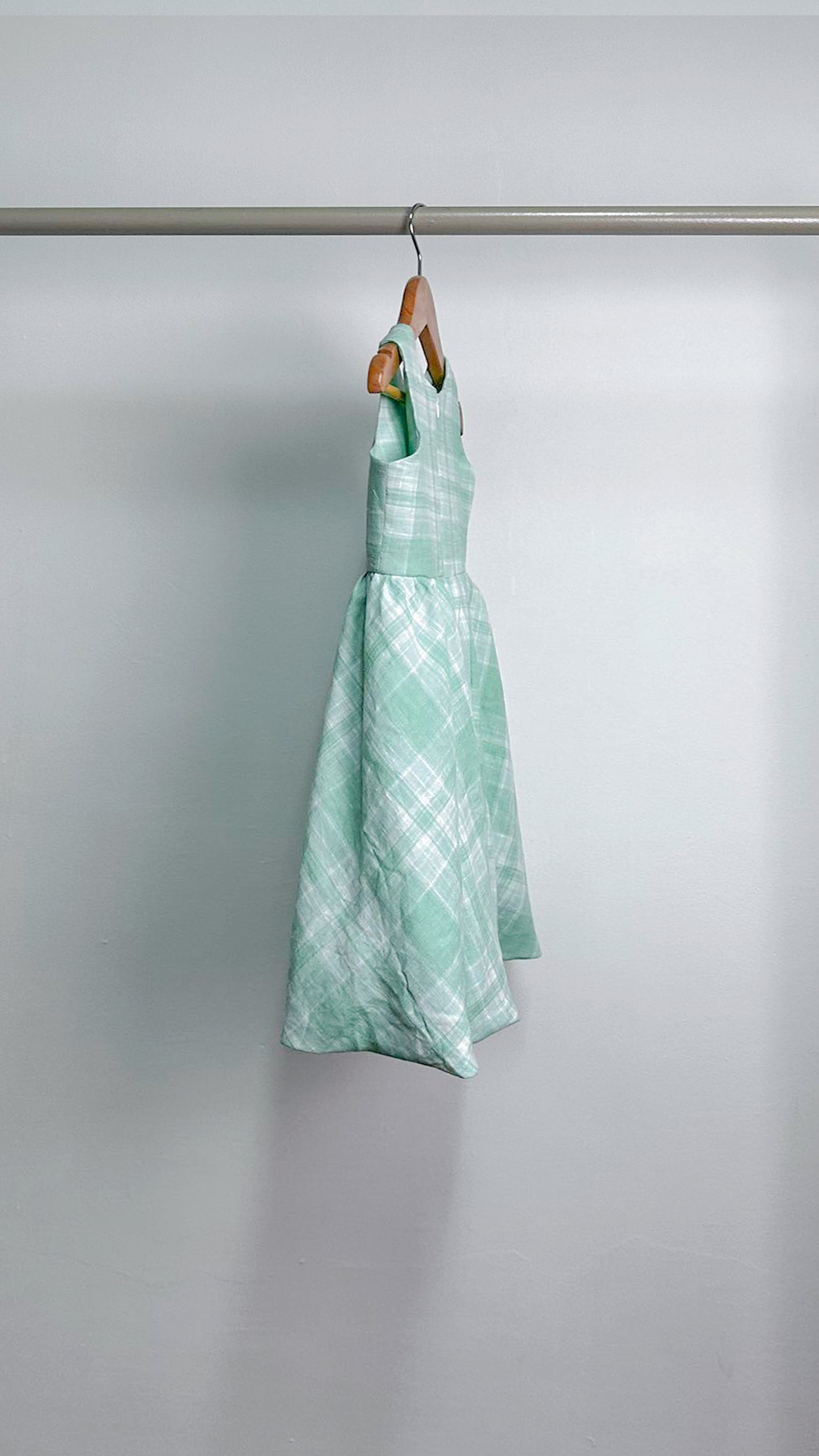 Sleeveless Midi Dress with Mushroom Hem Skirt - Green Plaid