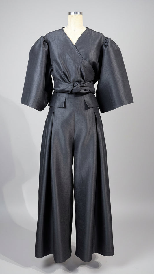 Front and Back Pleated Wide Hem Pants in Black Premium Gazar