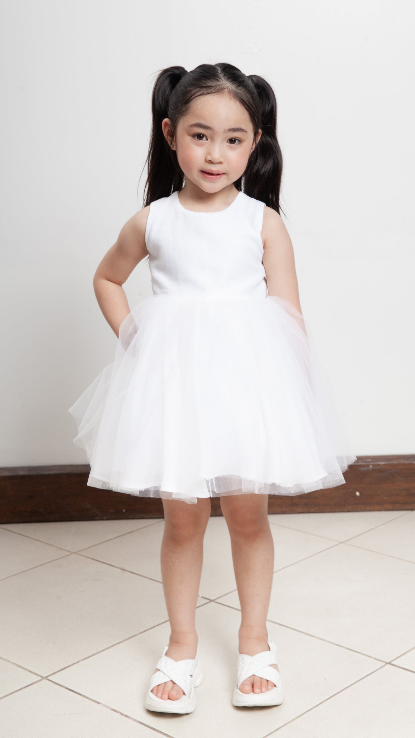 Sleeveless Midi Tulle Dress - White Linen