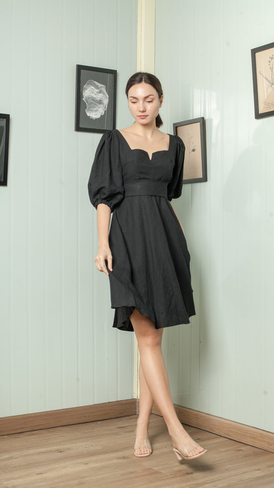 Sweetheart V Cutout Puff Sleeve Doll Dress — Black