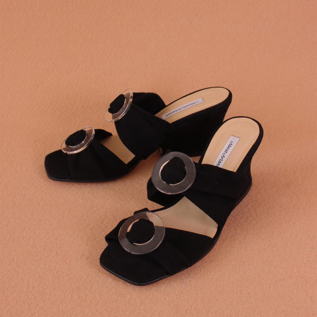 About Arianne Valentina