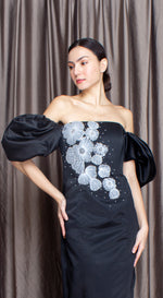 Load image into Gallery viewer, Black Crepe Satin Off-Shoulder Puff Sleeve White Lace Long Gown
