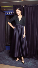 Load image into Gallery viewer, Heavy Balloon Skirt - Navy Blue Tafta Satin
