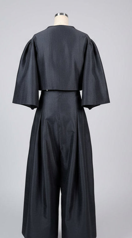 Front and Back Pleated Wide Hem Pants in Black Premium Gazar