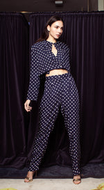 Load image into Gallery viewer, Front Pleated Tapered Pants - Blue-Based Polka Dot
