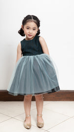 Load image into Gallery viewer, Sleeveless Midi Tulle Dress - Teal Tweed
