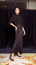 Load image into Gallery viewer, Wings for Overlap Upper Body Long Dress - Black E-Pleat
