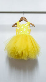 Load image into Gallery viewer, Sleeveless Midi Uneven Hem Tulle Dress - Yellow Floral Cotton
