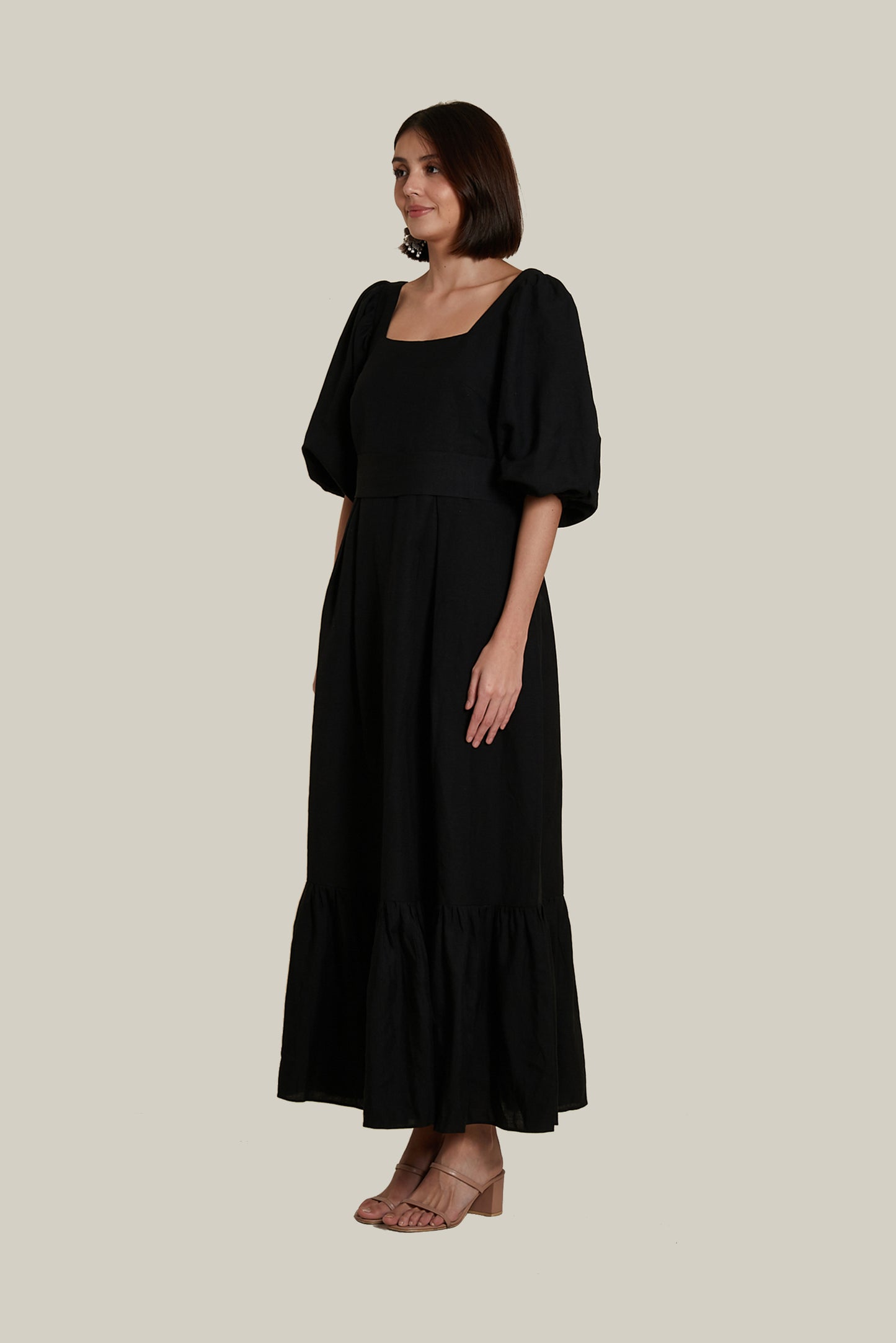 Back Zip Puff Sleeve Dress in Black Linen