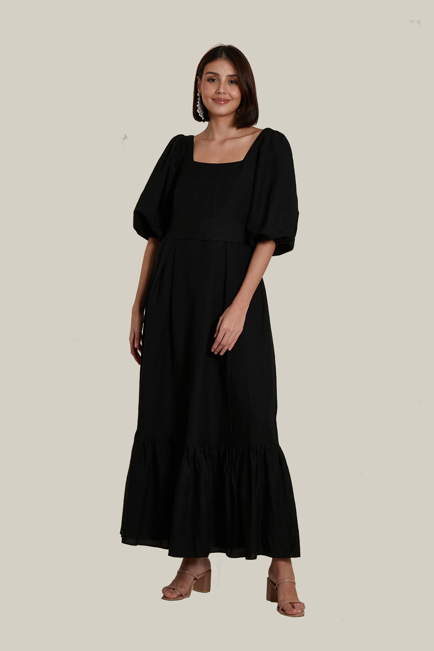 Back Zip Puff Sleeve Dress in Black Linen