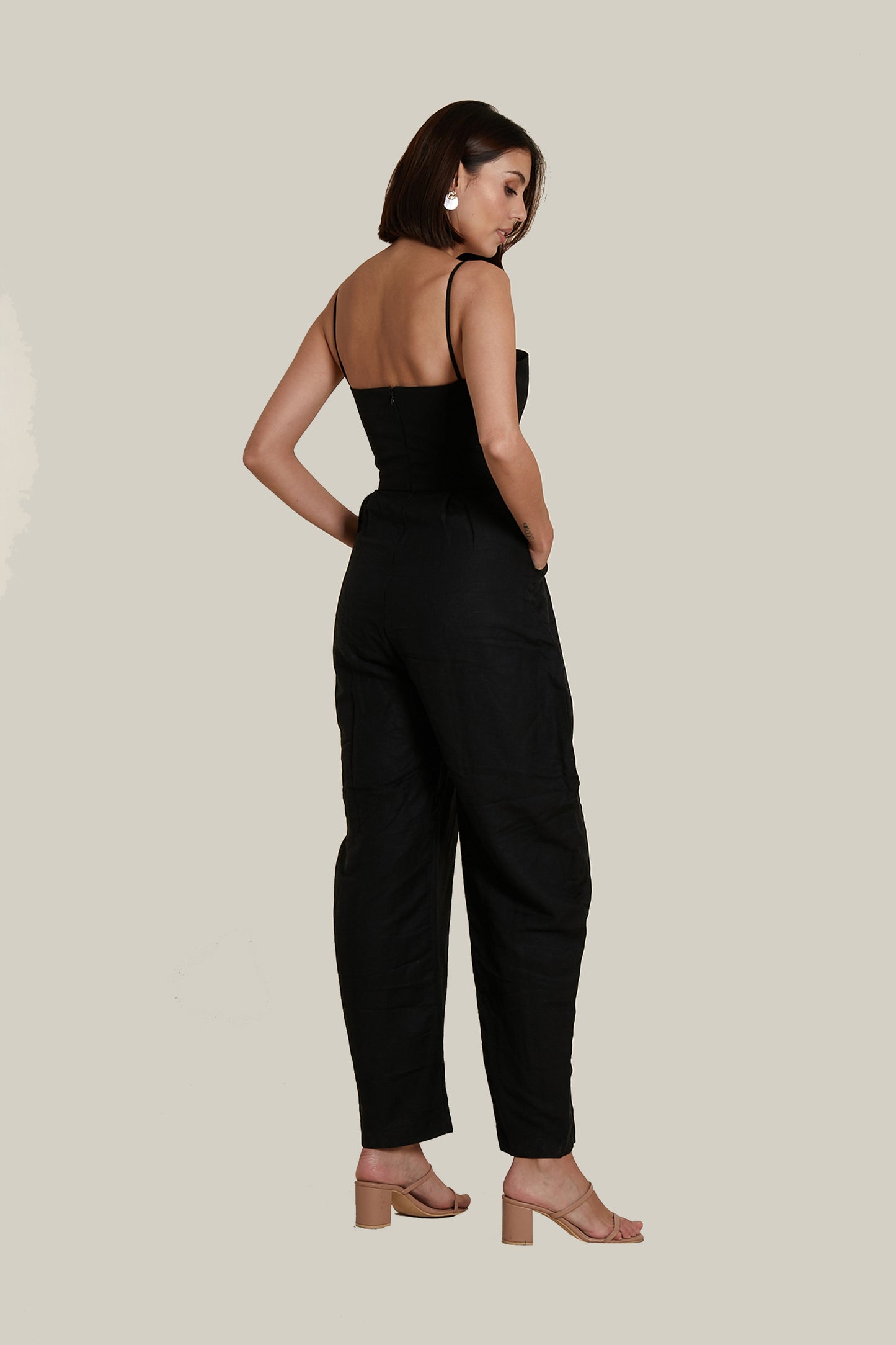 Sweetheart Baggy Jumpsuit in Black Linen