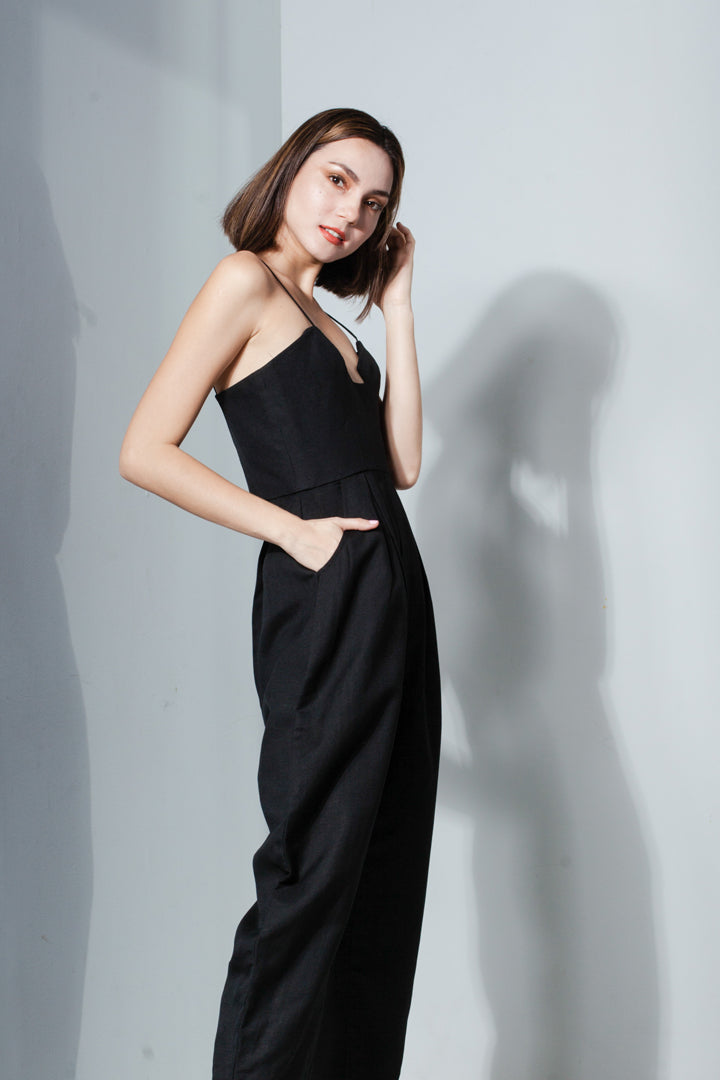 Sweetheart Baggy Jumpsuit in Black Linen