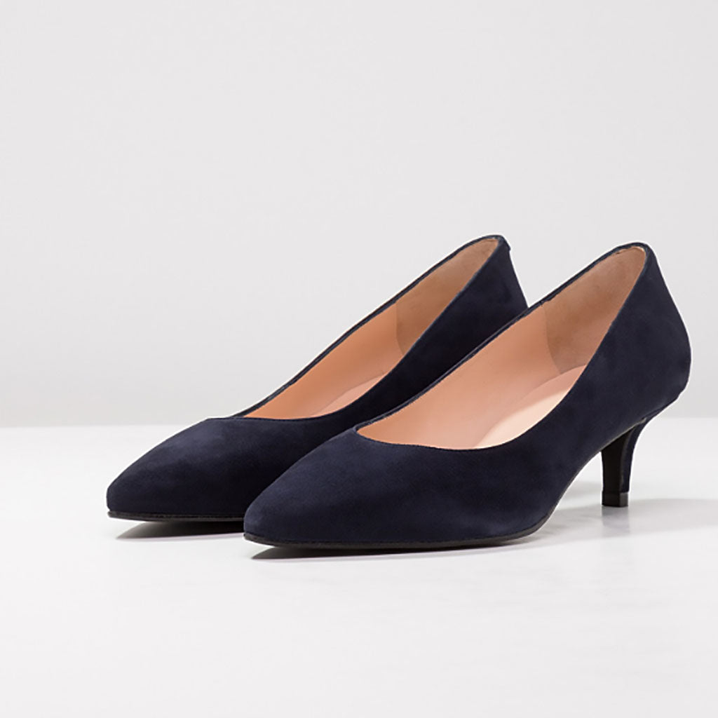 Brenda Zaro Suede Hudson