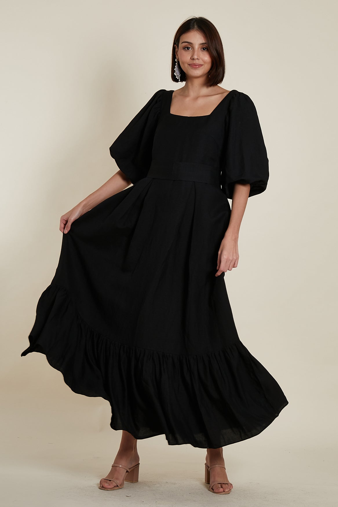 Back Zip Puff Sleeve Dress in Black Linen